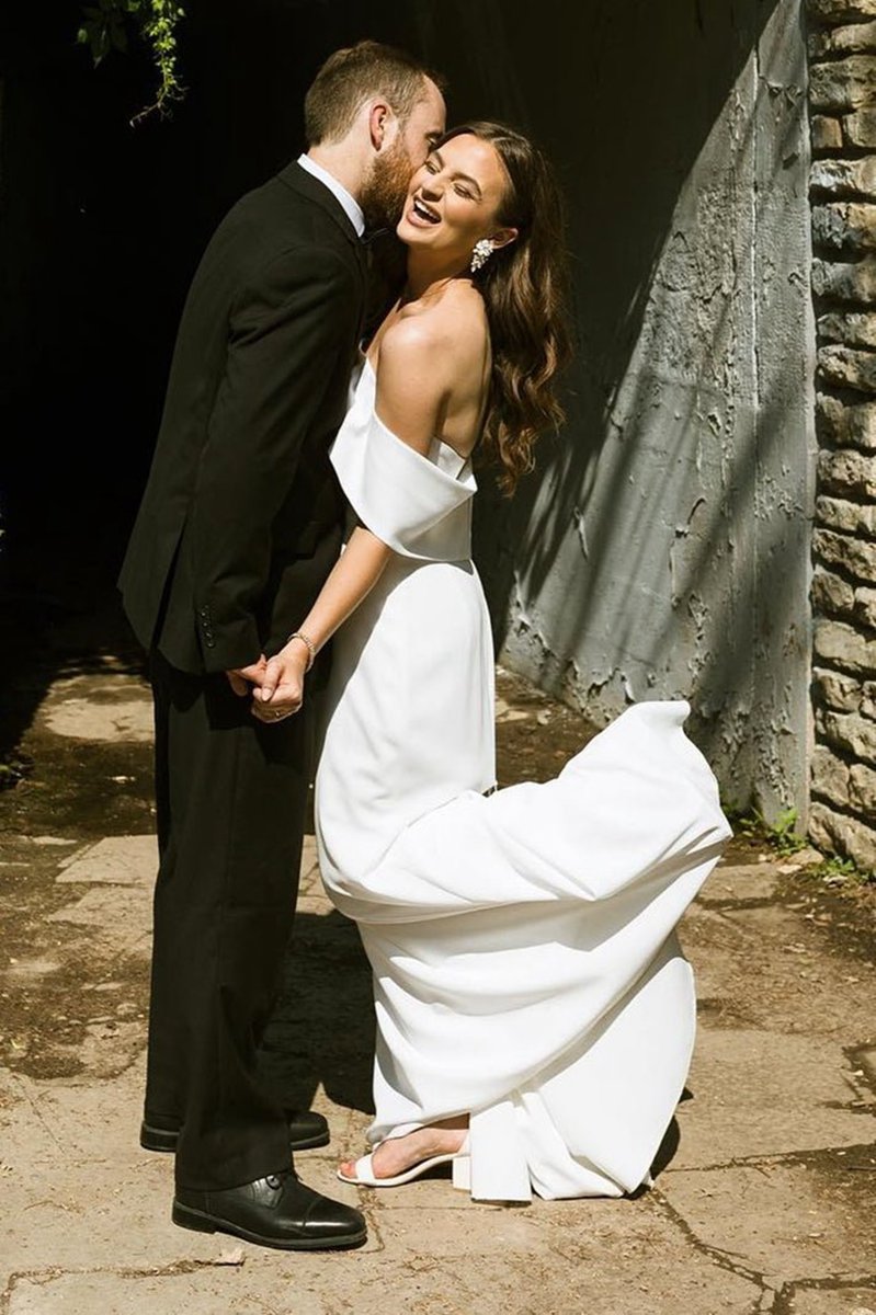 Mermaid Off-the-Shoulder Chiffon Long Wedding Dresses