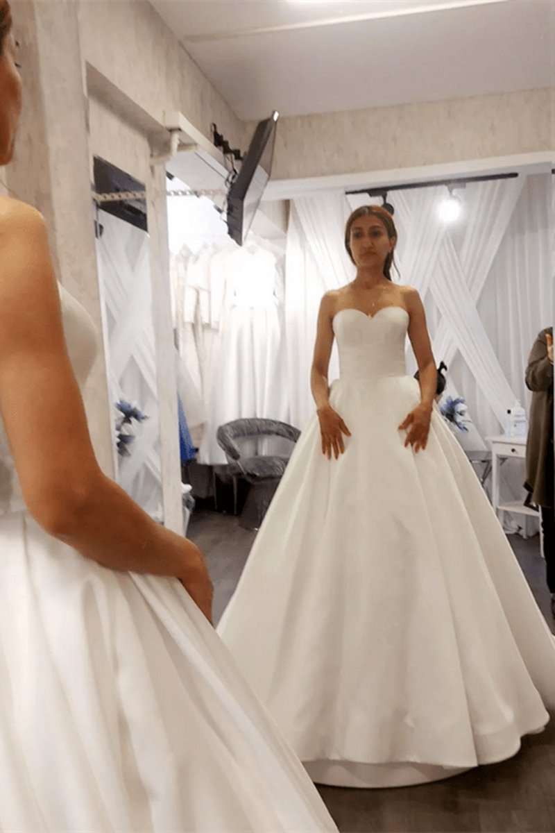 Satin Sweetheart A-line Sleeveless Wedding Dresses
