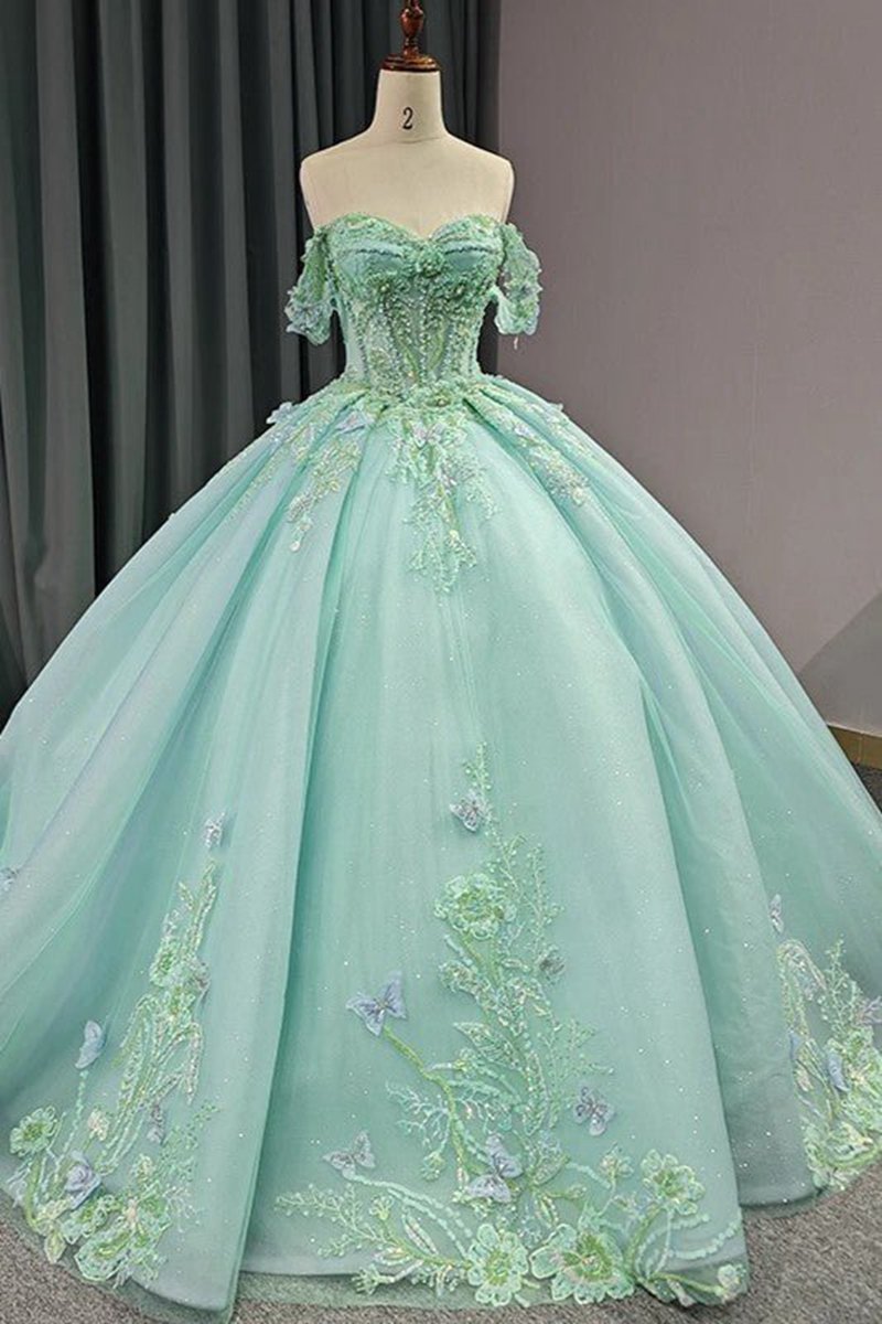 Exquisite Princess Ball Gown Cap sleeve Quinceanera Dresses with 3D Appliques