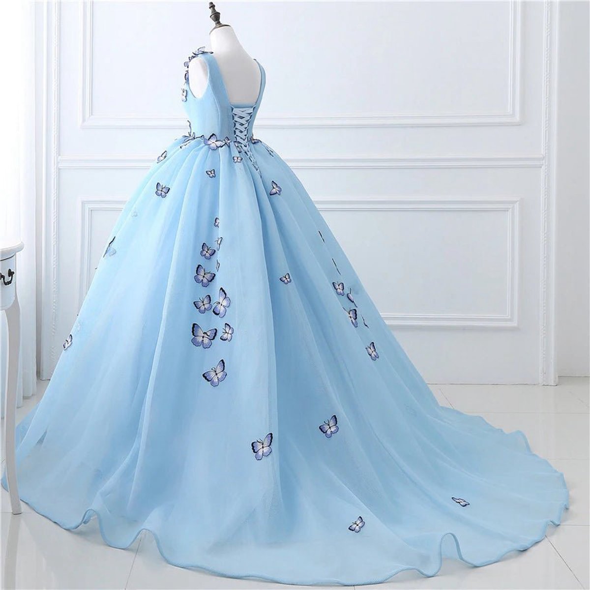 Quinceanera Dresses Butterfly Flowers Lace Up Ball Gowns Long Prom Dresses