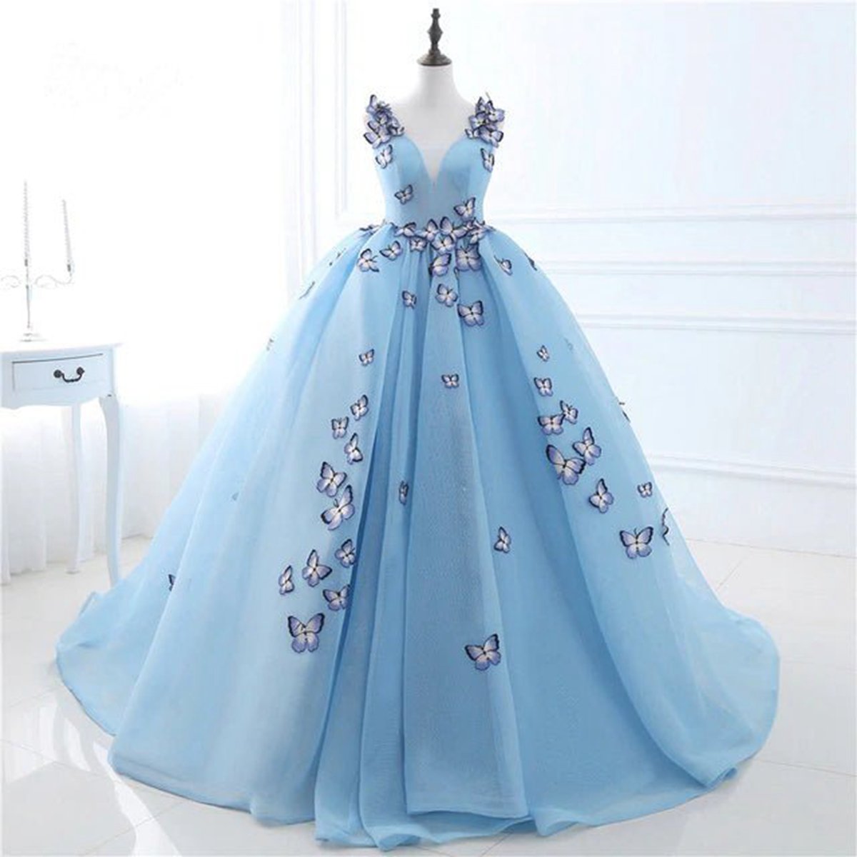 Quinceanera Dresses Butterfly Flowers Lace Up Ball Gowns Long Prom Dresses