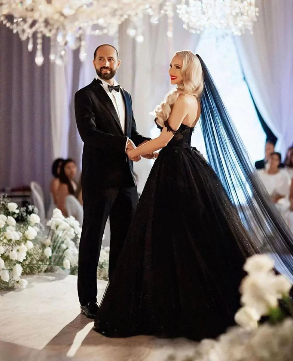 A-line Gothic Wedding Dresses with Sequin Lace Appliques