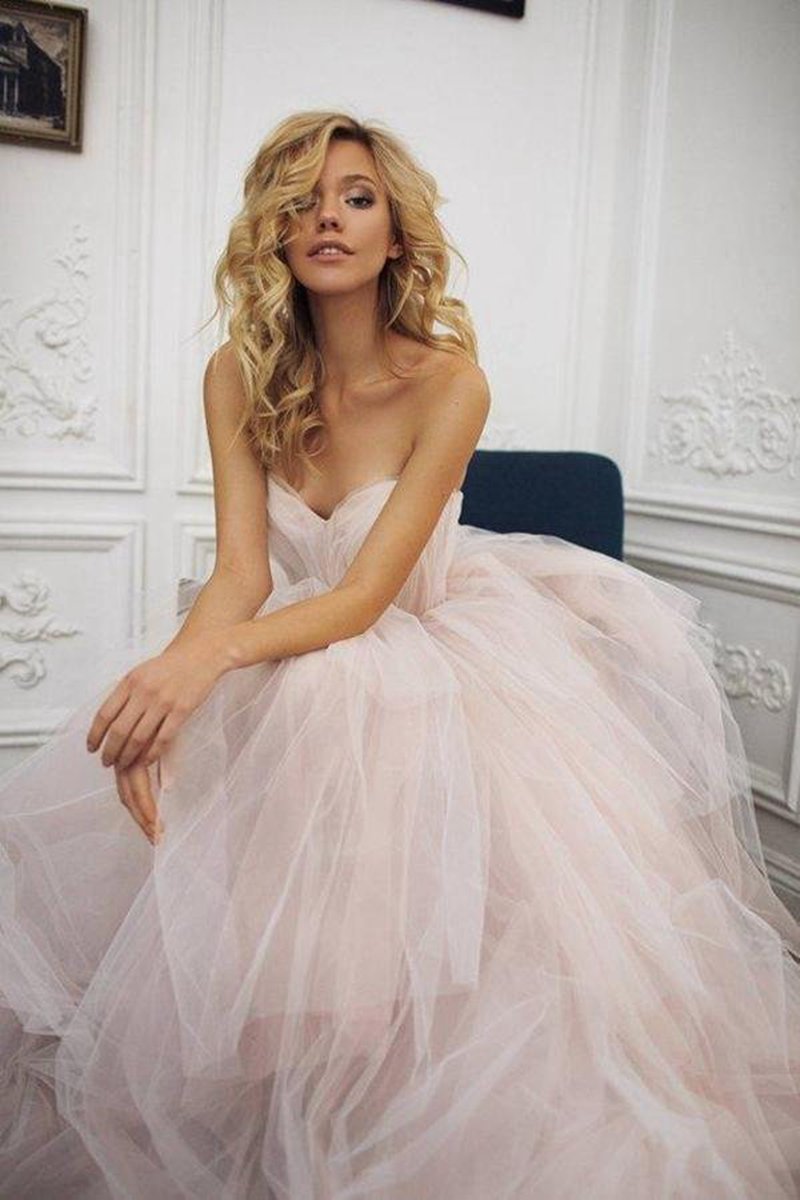 Strapless Sweetheart Backless A-line Strapless Tulle Long Wedding Dresses