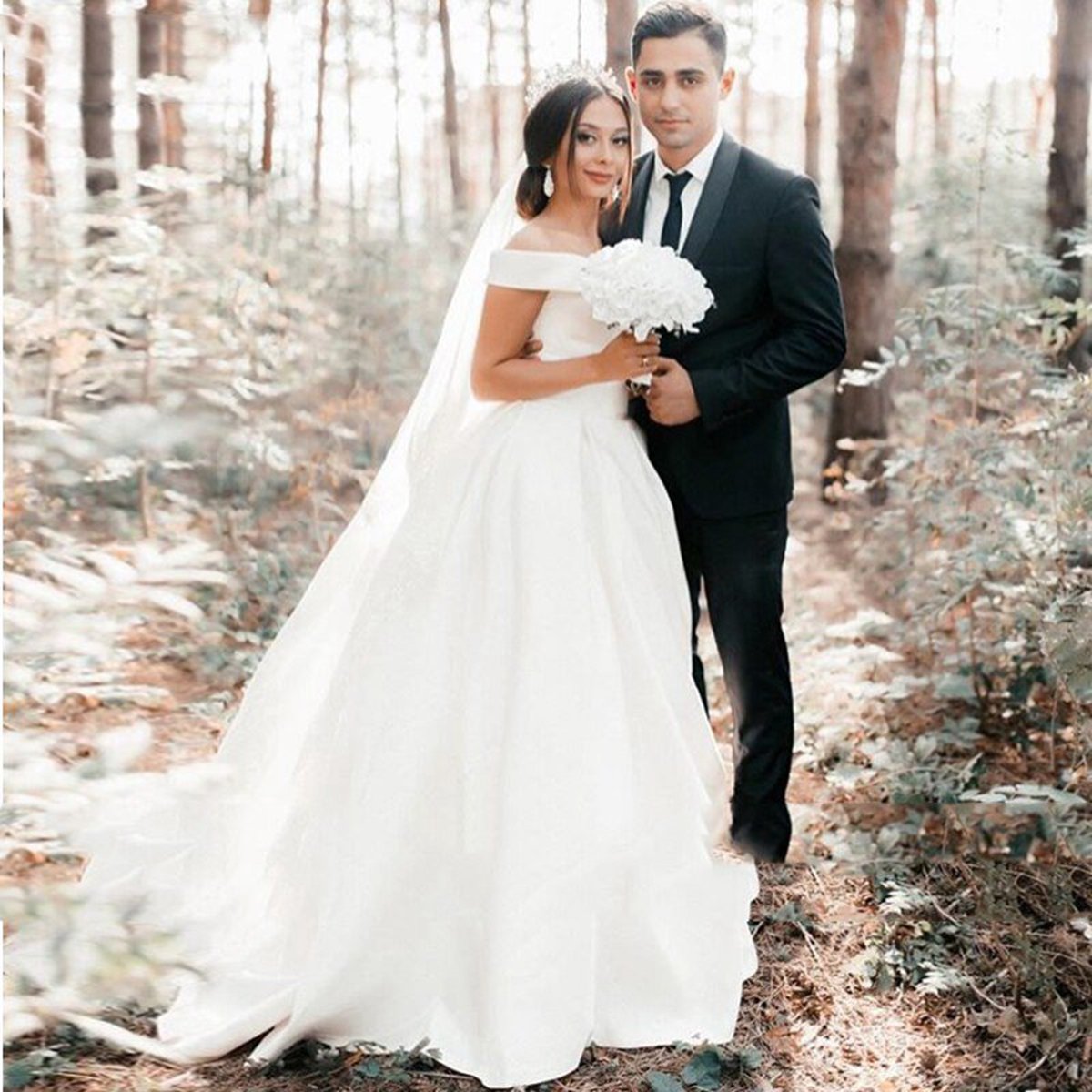 A-line Satin Sweep Train Wedding Dresses with Sleeveless