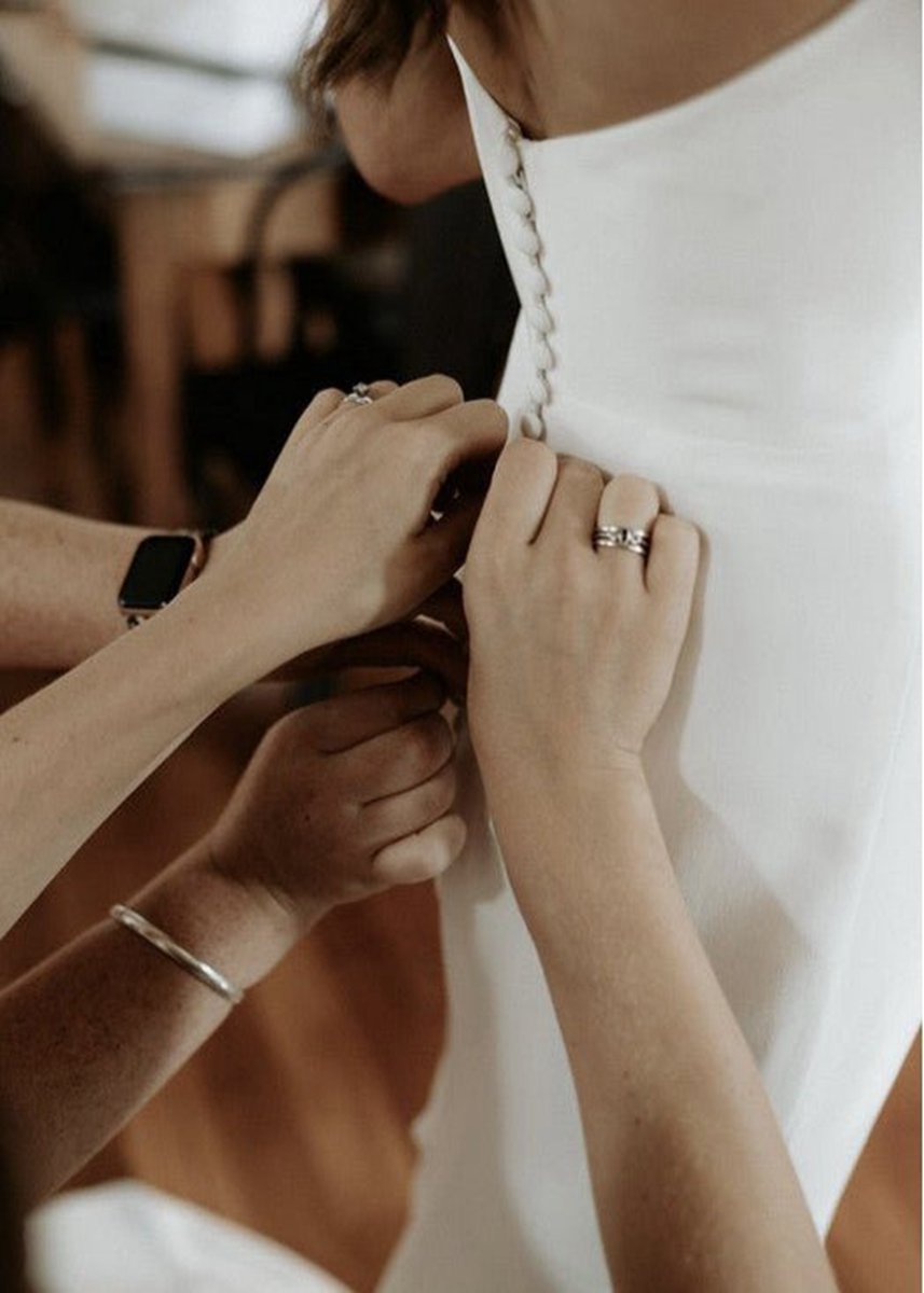 Mermaid Satin Sleeveless Wedding Dresses with Sweep Train