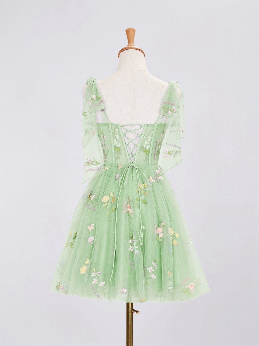 Trendy A-line Spaghetti Straps Short Homecoming Dresses with Embroidery