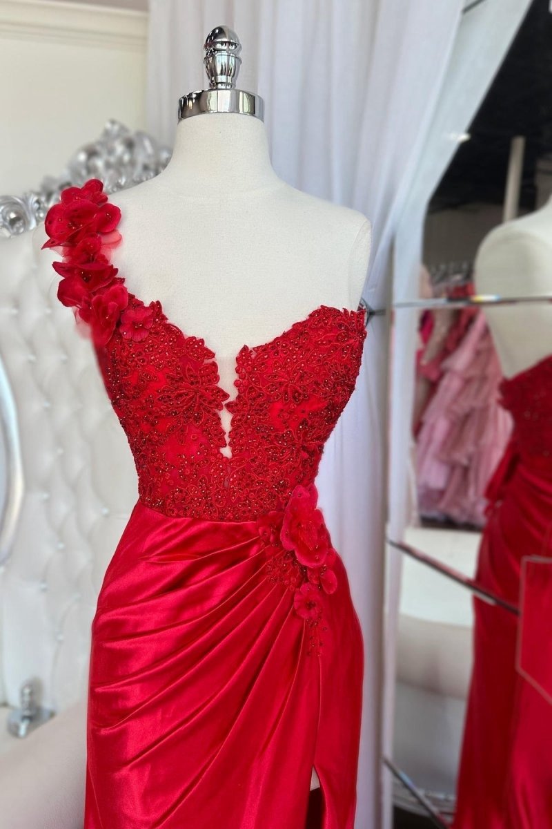 One-Shoulder 3D Floral Lace Pleated Long Gown with Slit