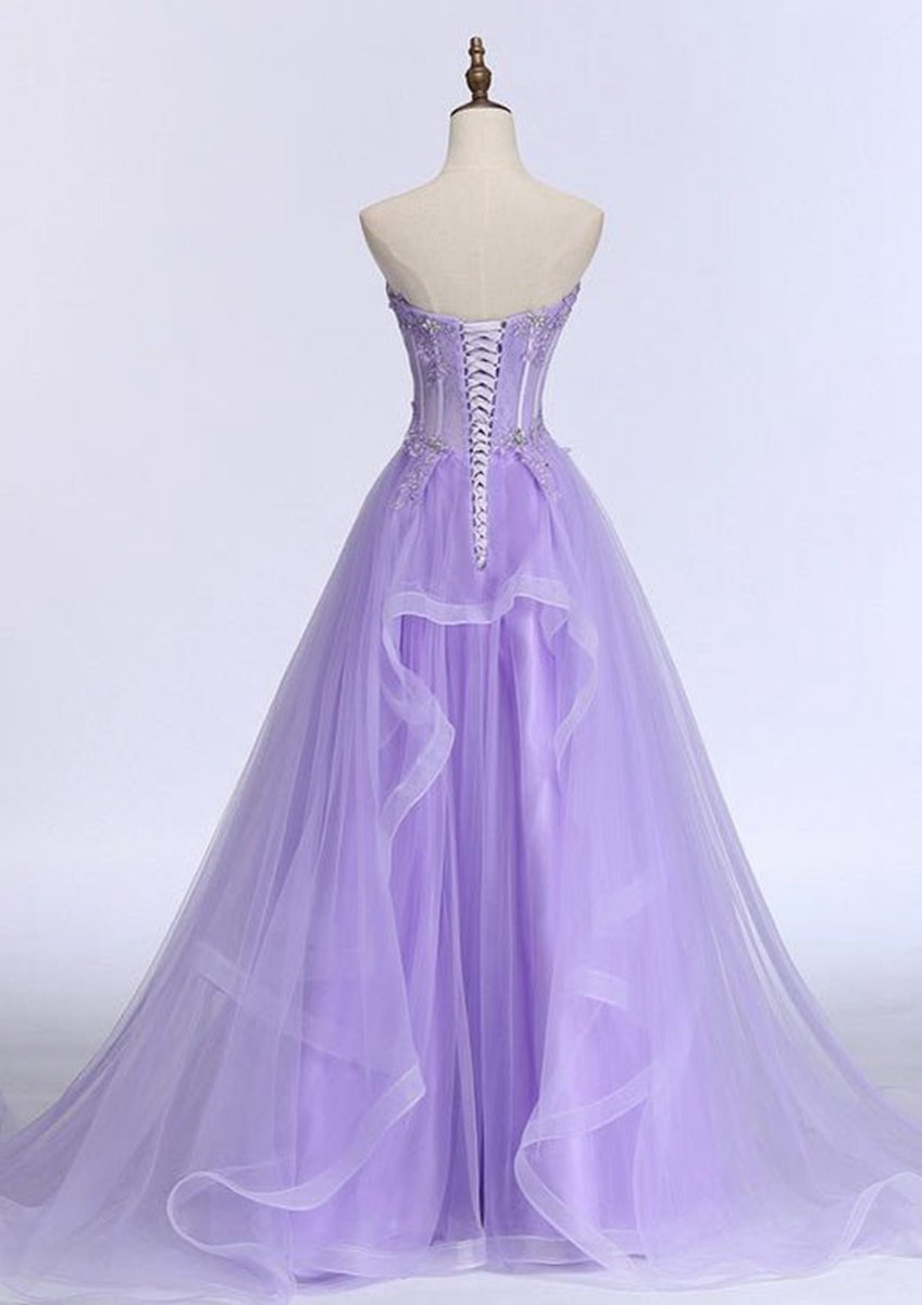 A-line Sweetheart Sleeveless Sweep Train Tulle Prom Dresses with Beading Appliqued