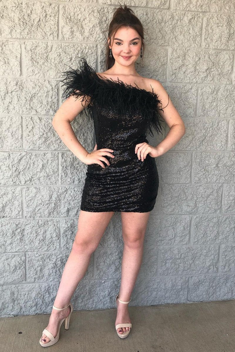 Sparkly Tight Sequins Homecoming Dresses with Feathers