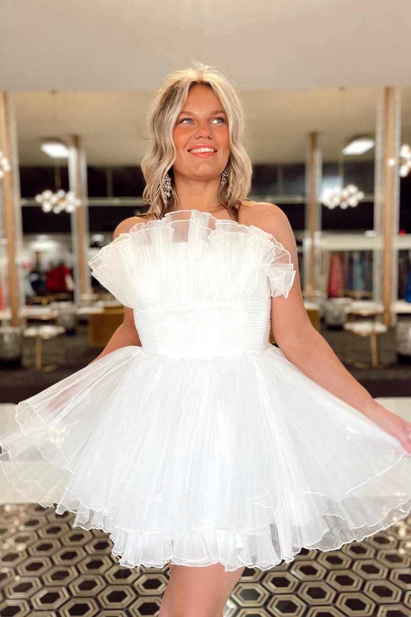 A-line Strapless Ruffled Short Homecoming Dresses
