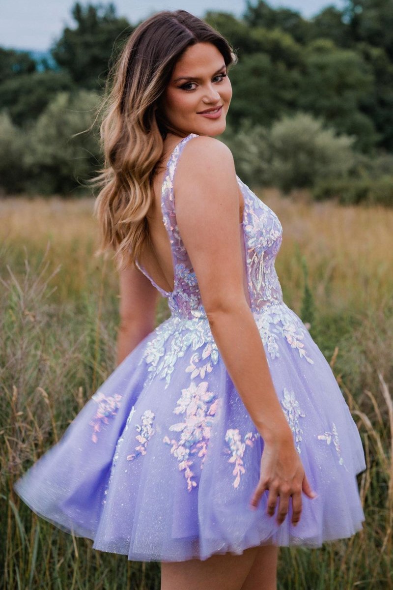 Lace Plunge V Backless A-line Short Homecoming Dresses