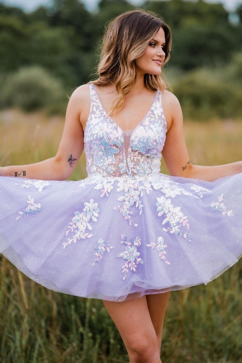 Lace Plunge V Backless A-line Short Homecoming Dresses