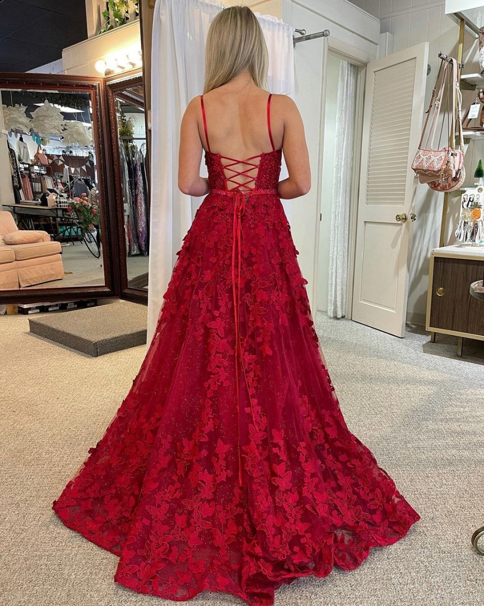 Cute A-line Scoop Neck Lace Prom Dresses with Beading