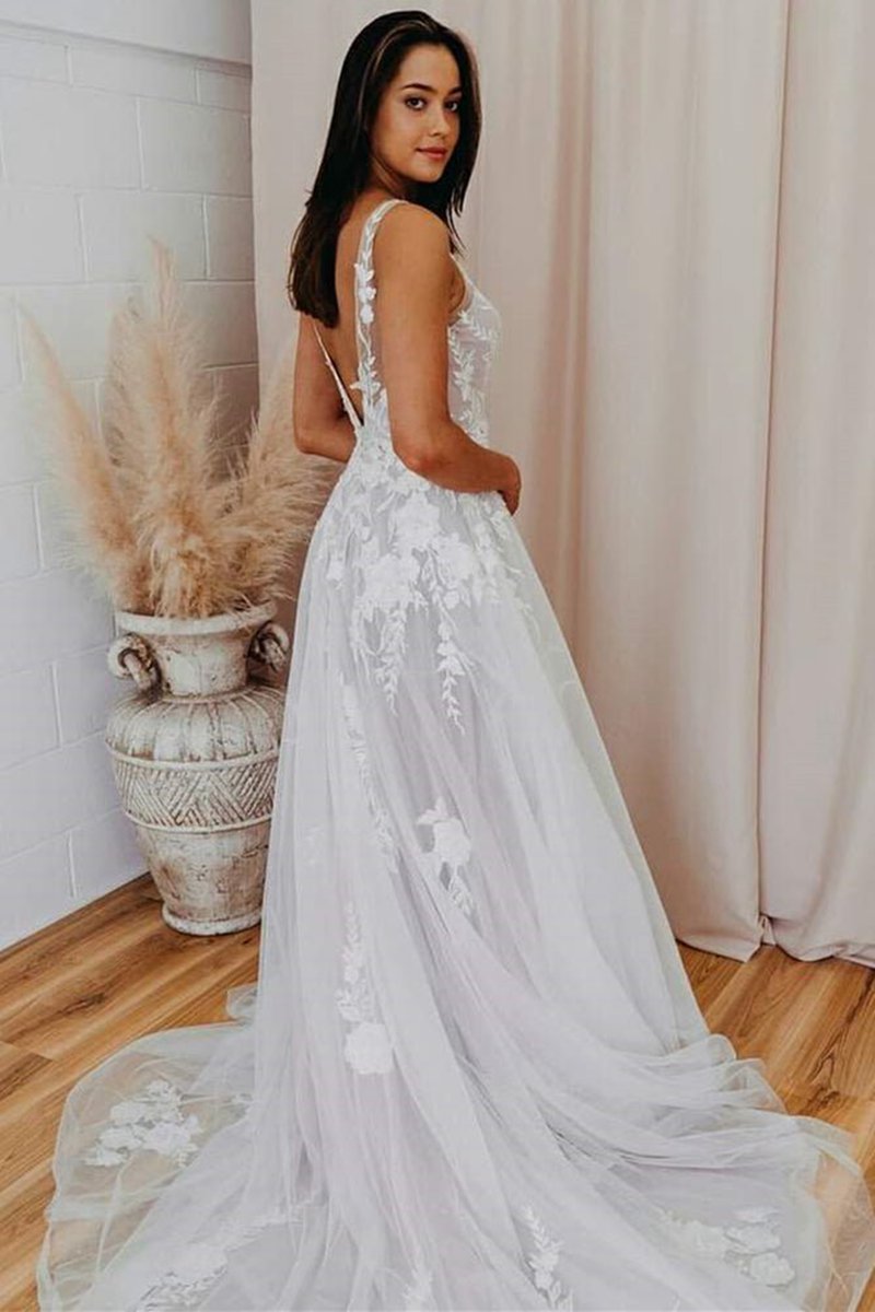 A-line V Back Long Wedding Dresses with Lace Appliqued