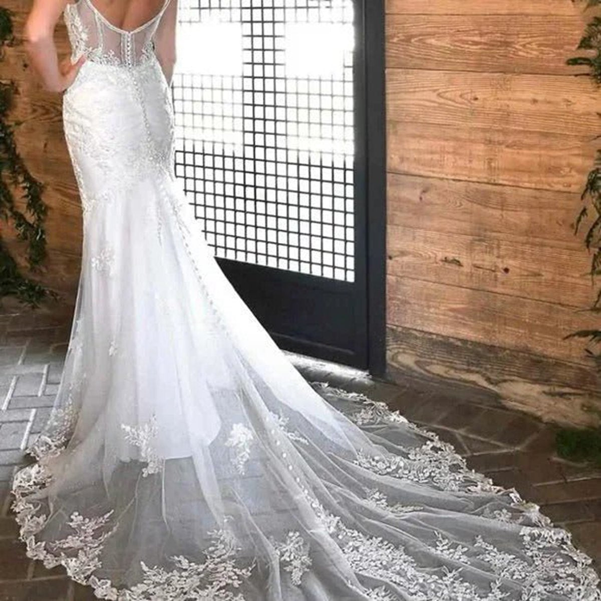Mermaid Long Bridal Dresses with Appliques