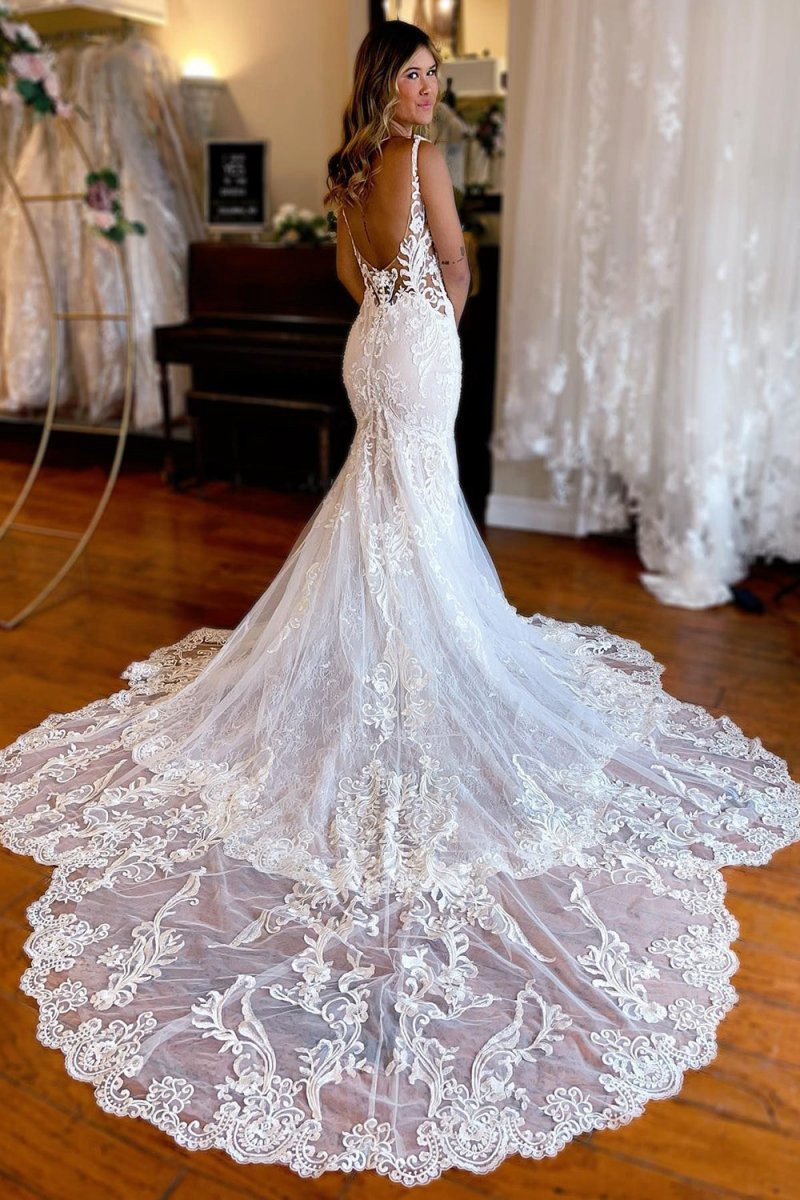 Mermaid Spaghetti Straps Backless Long Lace Wedding Dresses