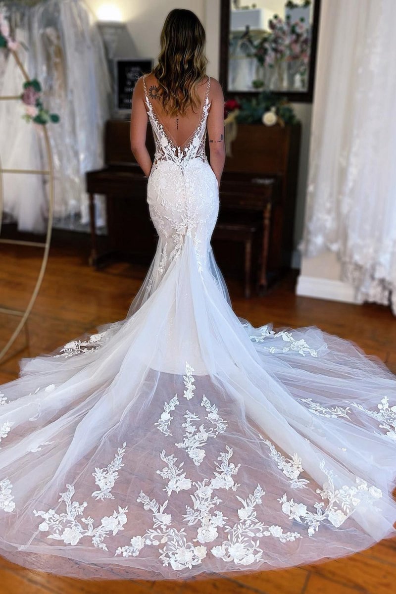 V-Neck Mermaid Long Lace Wedding Dresses