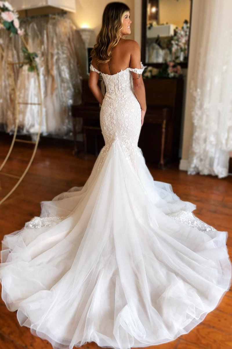 Mermaid Lace Sweep Train Long Wedding Dresses with Appliques