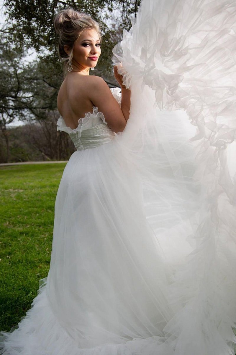 A-line Strapless Tulle Wedding Dresses