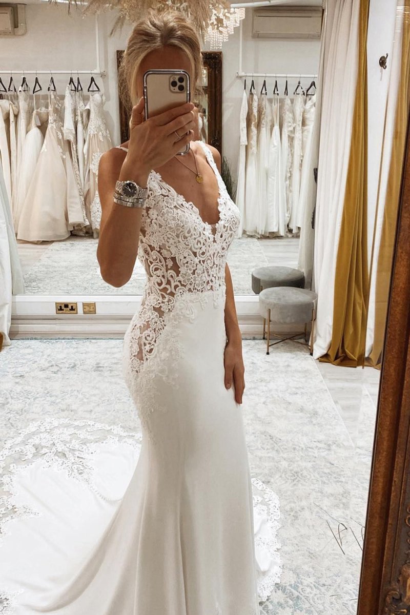 Mermaid Deep V-Neck Long Wedding Dresses with Lace Appliques