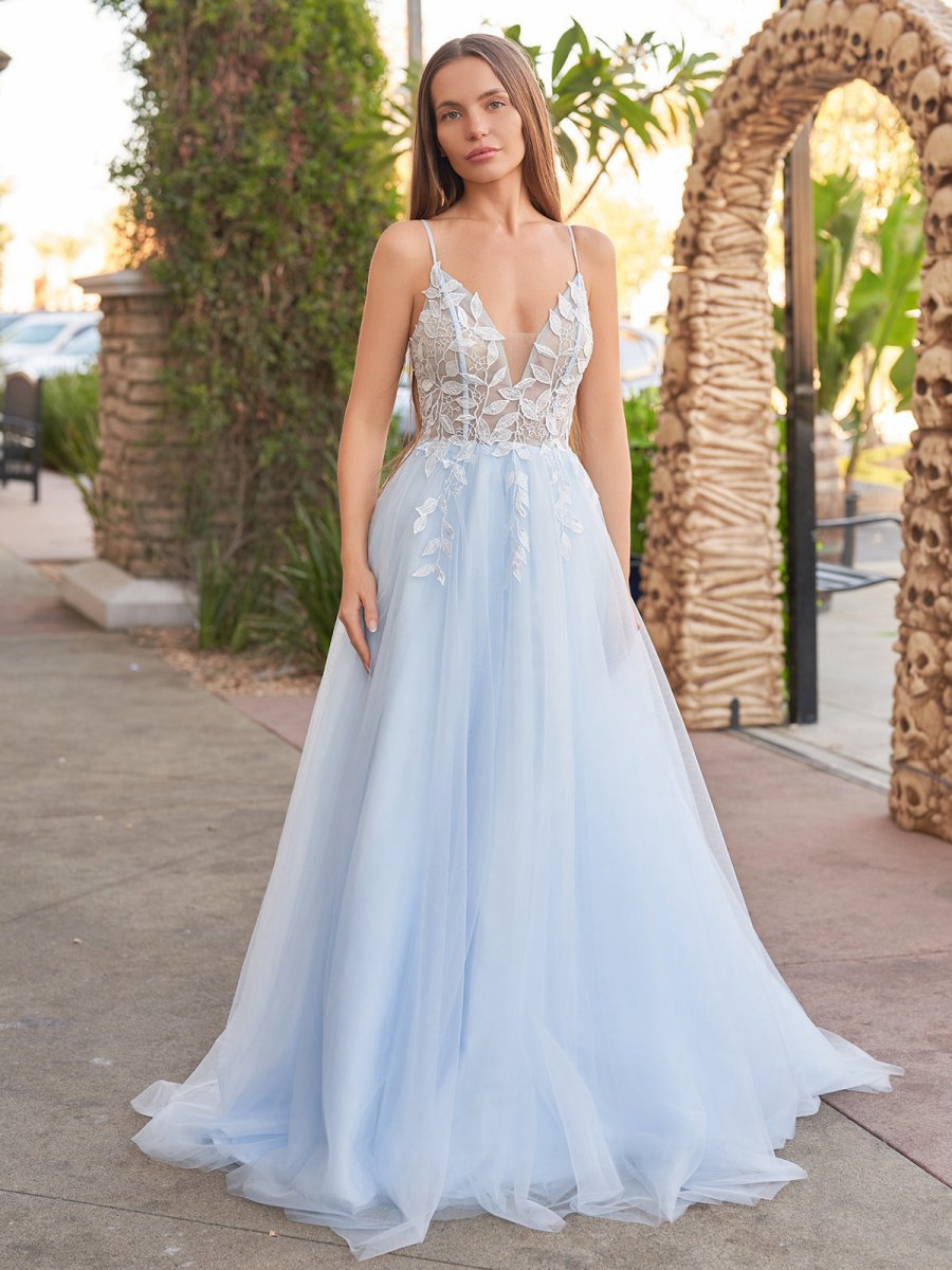 V Neck Lace-Up Appliques Tulle Long Prom Dresses