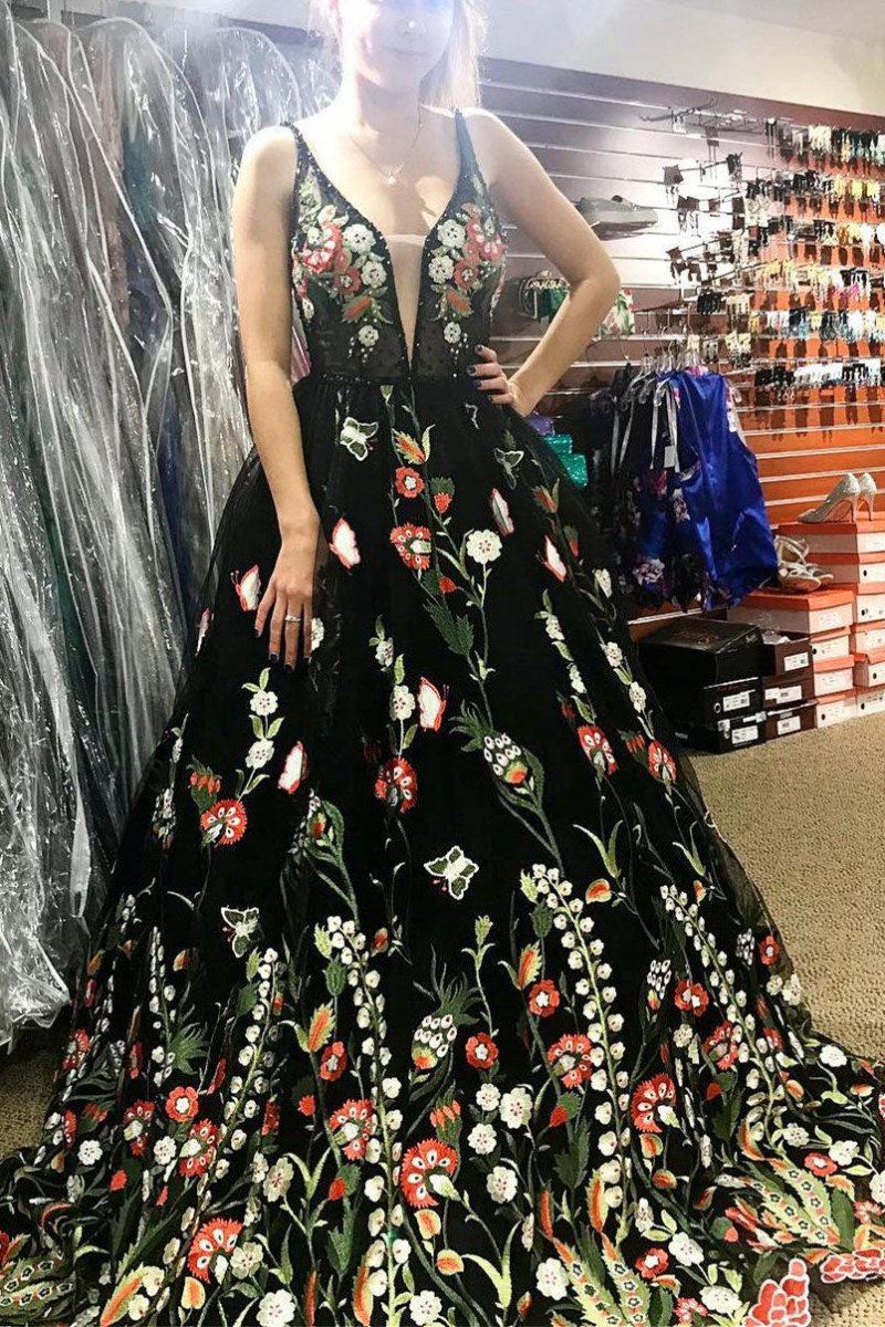 Gorgeous Floral EmbroideProm Dresses