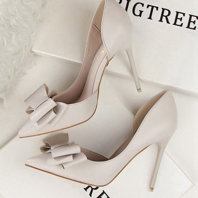 Sweet Bow Pointed Side Hollow High Heels