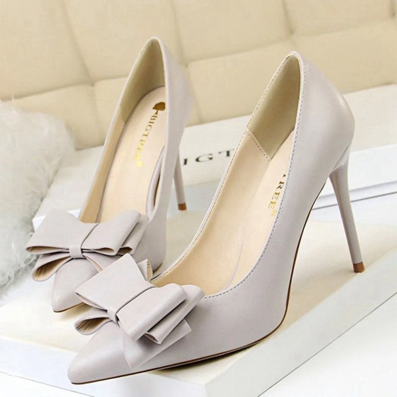 Stiletto Pointy Heels with Bows