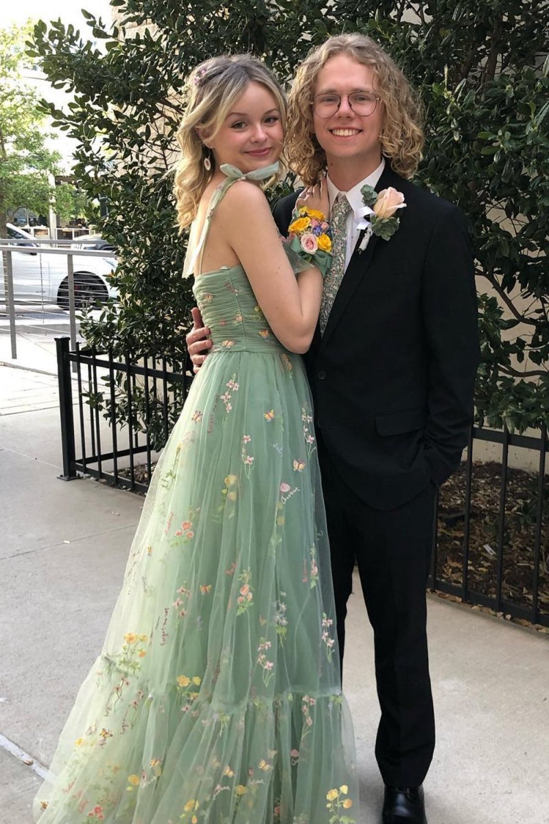 A-line Sweetheart Long Prom Dresses with Embroidery