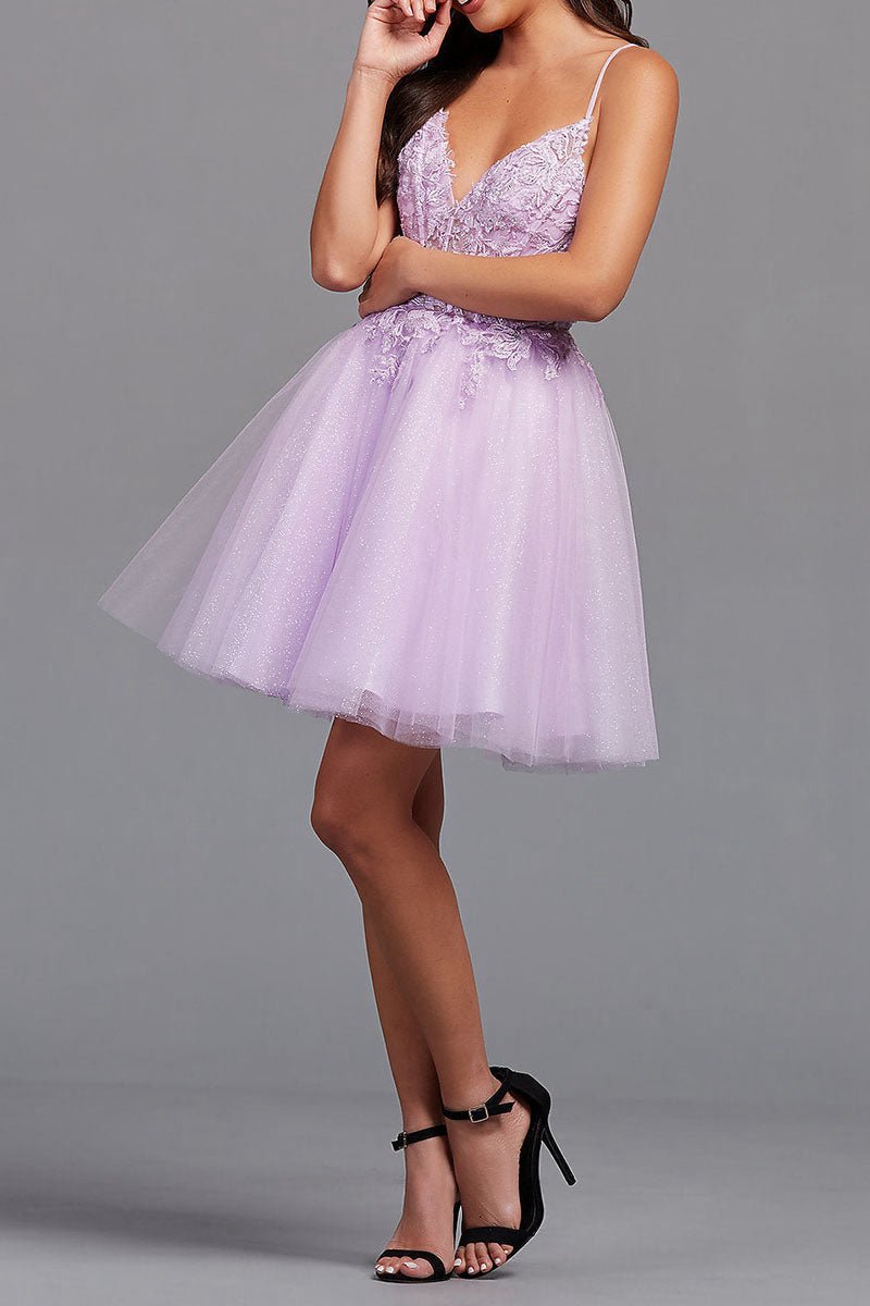 A-line Backless Tulle Appliqued Homecoming Dresses