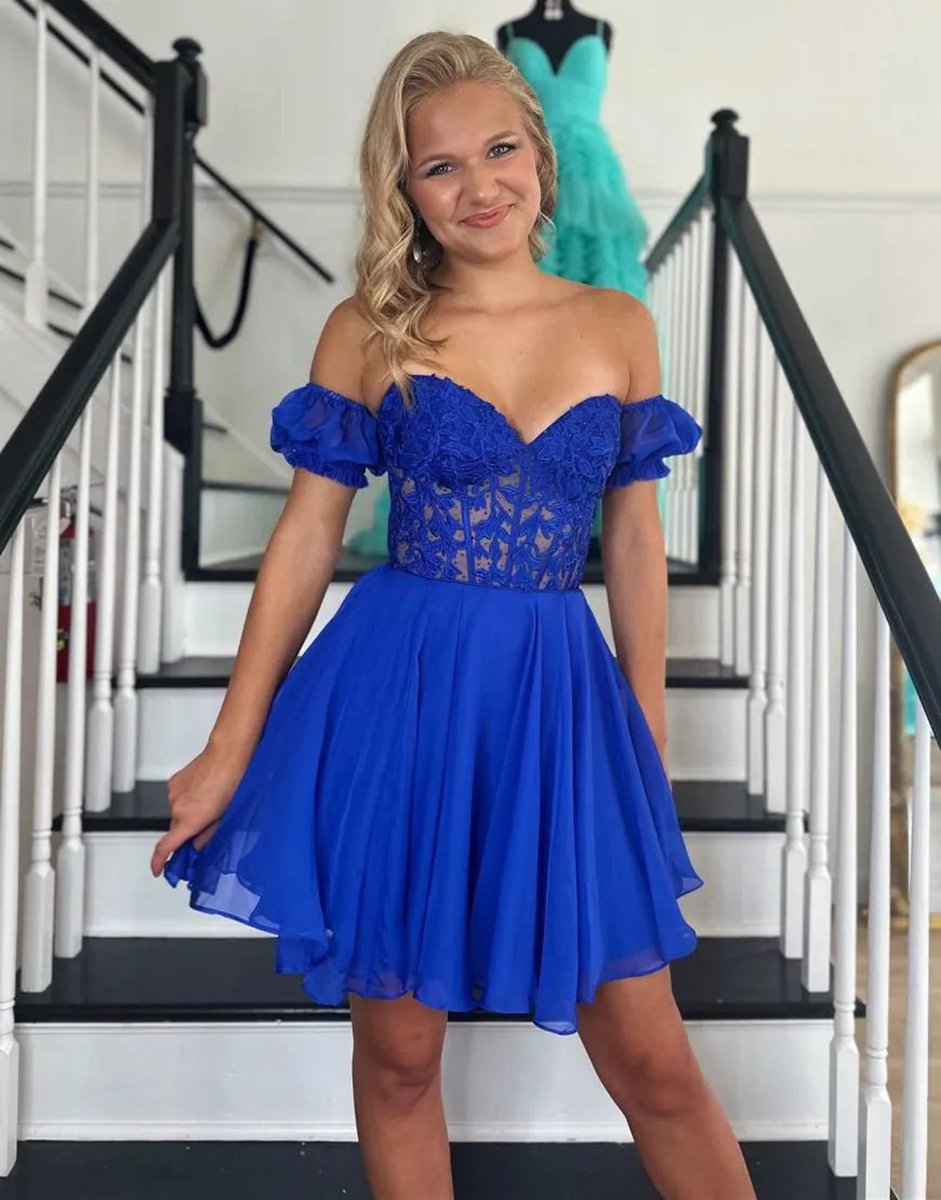 A-line Lace Off the Shoulder Homecoming Dresses with Appliques
