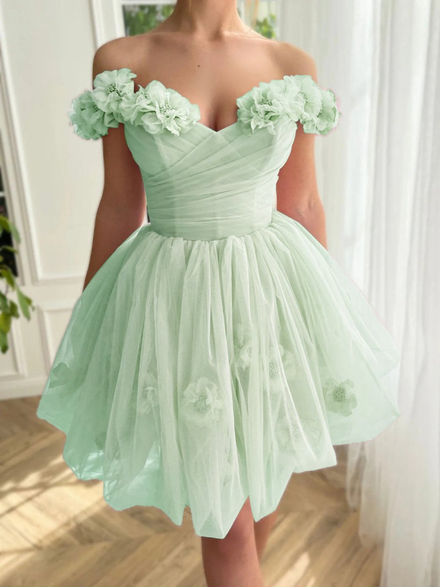 Corset Strapless Short Tulle Homecoming Dresses