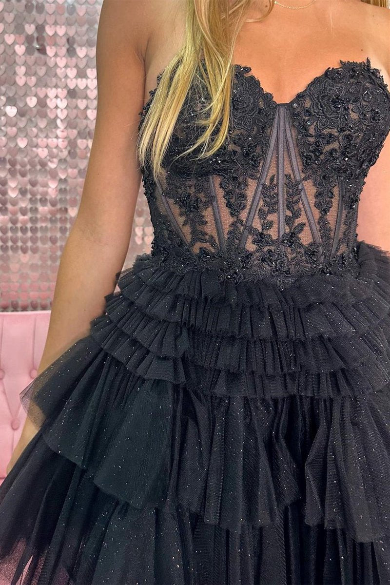 A-line Sweetheart Lace Short Homecoming Dresses