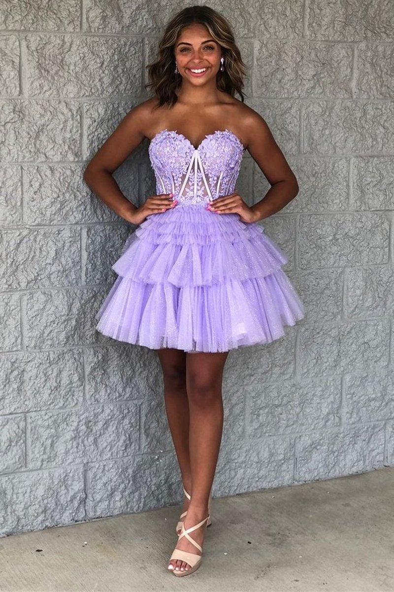 A-line Sweetheart Lace Short Homecoming Dresses