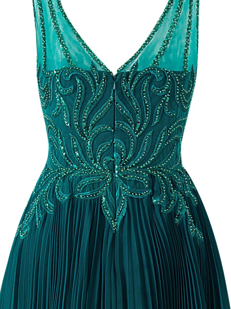 A-line V-neck Chiffon Prom Dresses