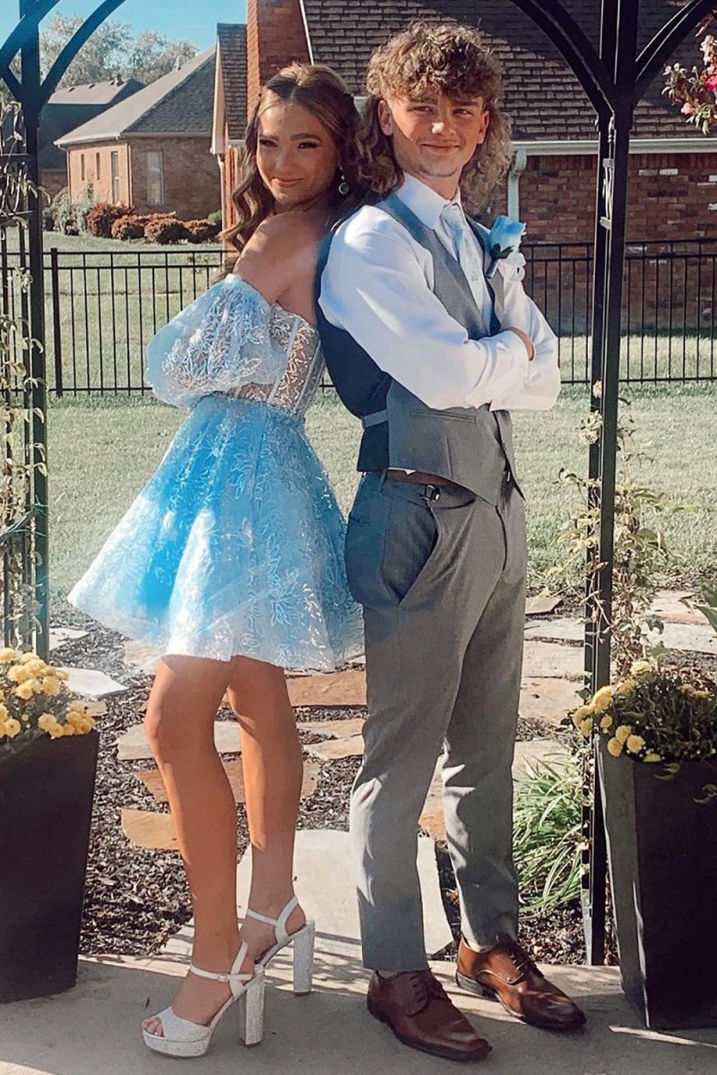 A-line Sweetheart Corset Homecoming Dresses with Sleeves