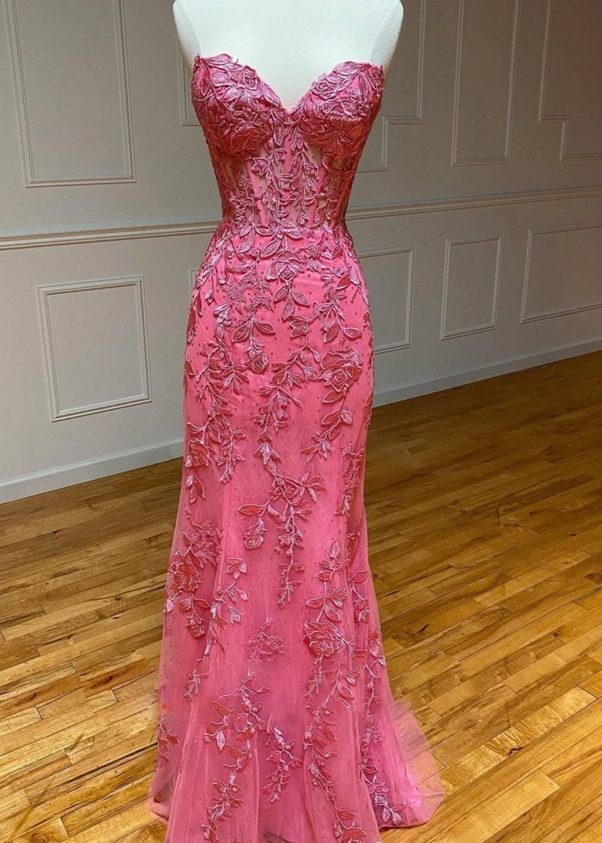 Mermaid Strapless Lace Prom Dresses with Appliques