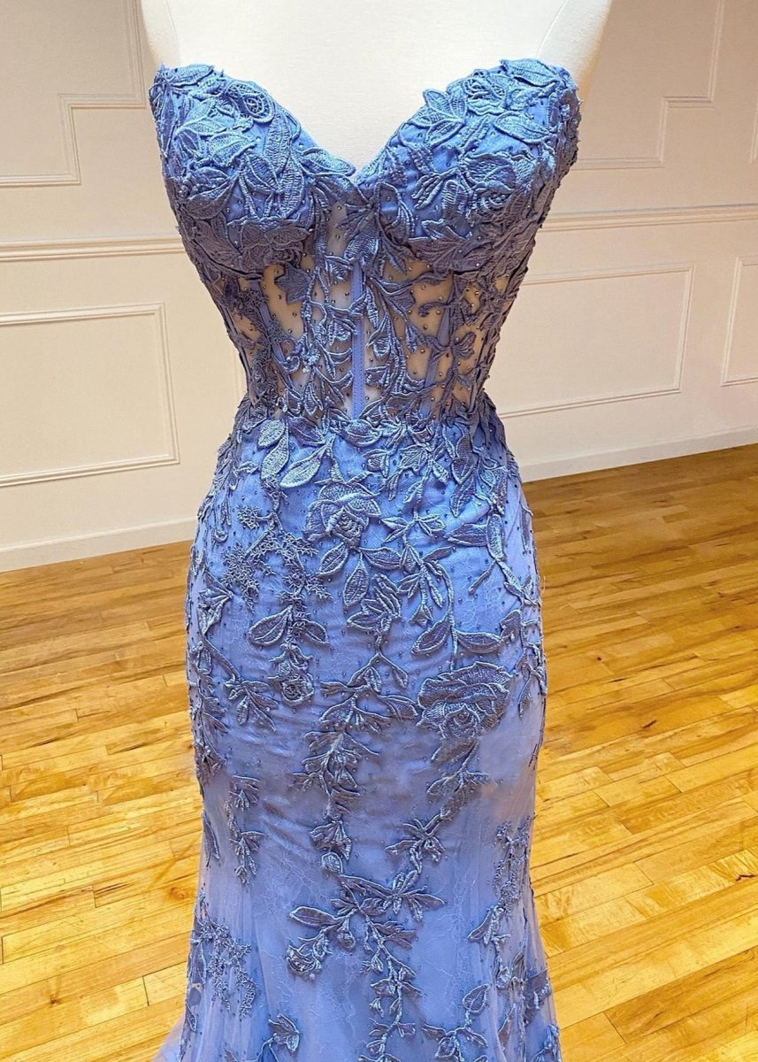 Mermaid Strapless Lace Prom Dresses with Appliques