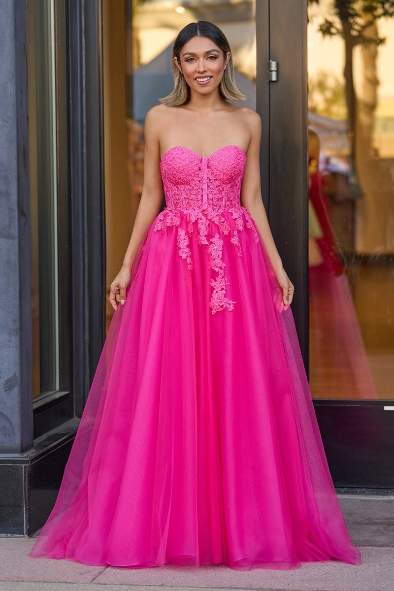 A-line Tulle Lace StraplessLong Prom Dresses