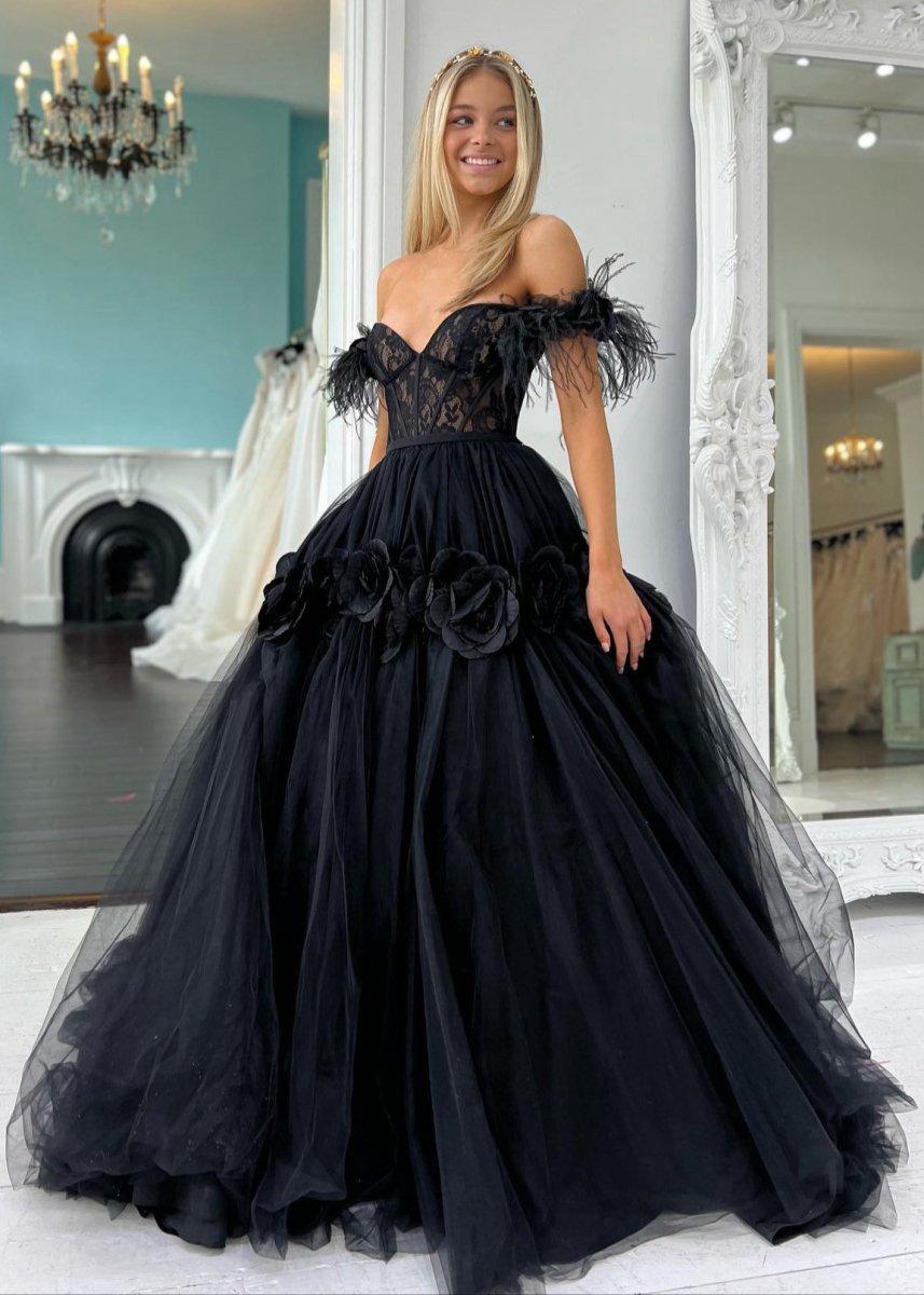 Princess A-line Off the Shoulder Lace Tulle Prom Dresses