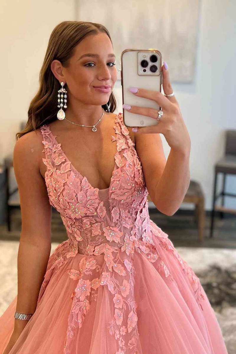 A-line V-Neck Long Tulle Prom Dresses with Appliques