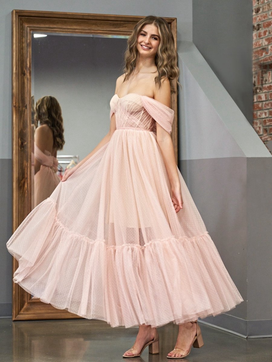 A-line Tulle Sweetheart Tea-Length Homecoming Dresses