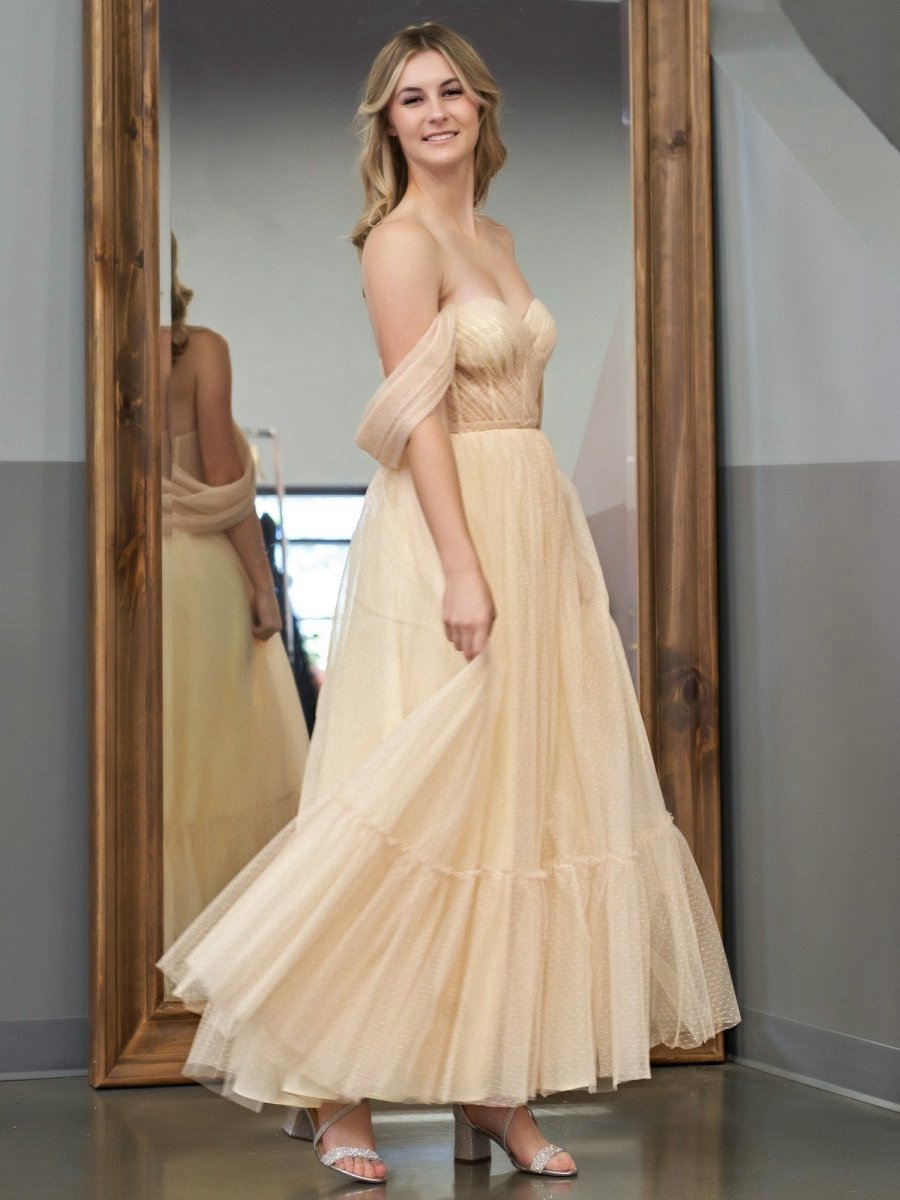 A-line Tulle Sweetheart Tea-Length Homecoming Dresses