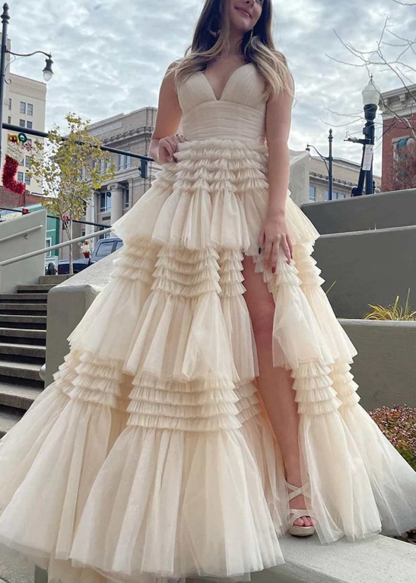 Tulle Deep V Neck Spaghetti Straps Long Prom Dresses