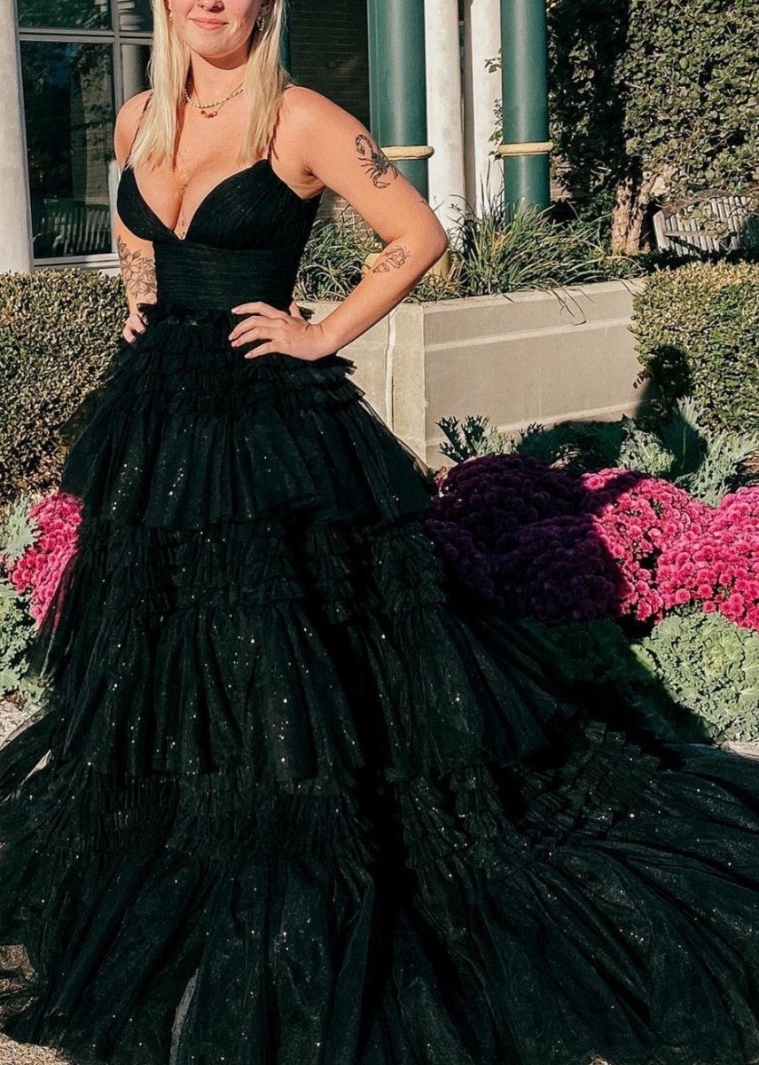Tulle Deep V Neck Spaghetti Straps Long Prom Dresses