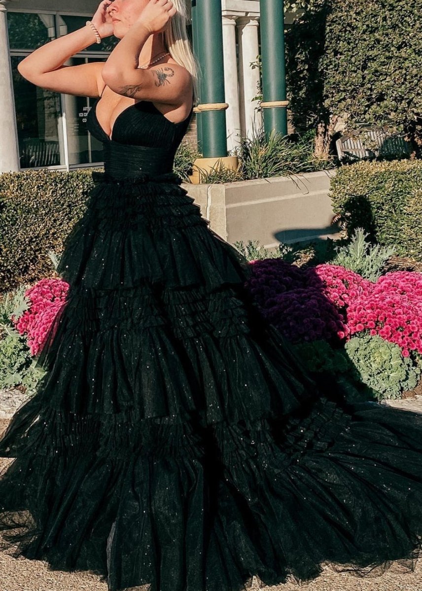 Tulle Deep V Neck Spaghetti Straps Long Prom Dresses