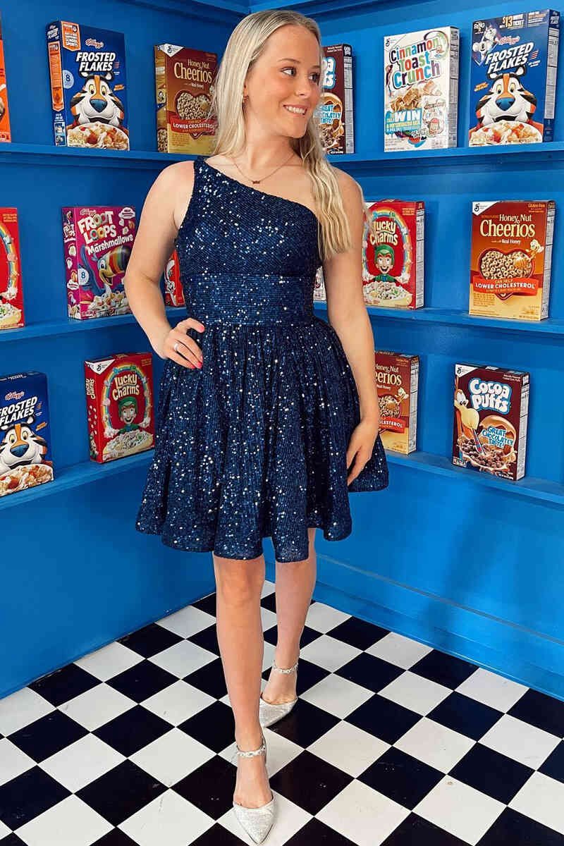 A-line One Shoulder Sequins Homecoming Dresses