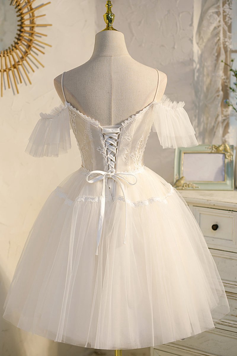 A-line V Neck Spaghetti Straps Tulle Homecoming Dresses