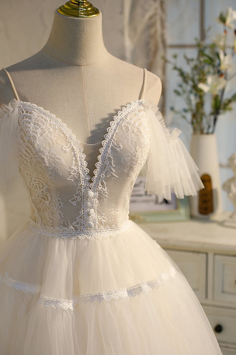 A-line V Neck Spaghetti Straps Tulle Homecoming Dresses