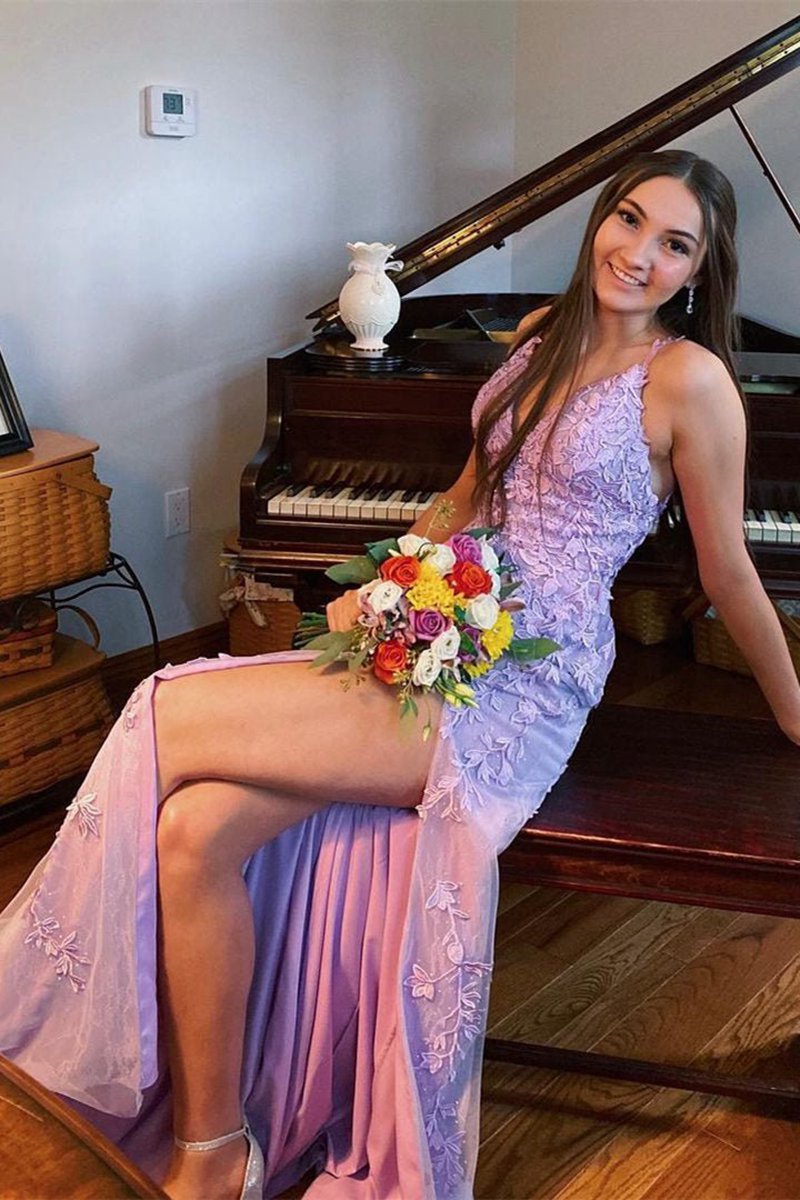 Elegant V-Neck Light long Prom Dresses with Lace Appliques